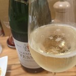 スタンドシャン食 Osaka北新地 Champagne & GYOZA BAR - 