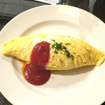 洋食 ツバキ亭 - プレートもデカイ