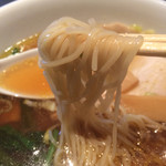 料理工房 萬福飯店 - 川崎ラーメン やや細い柔らかめの麺