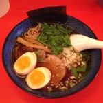Kodawari Ramen - ★★★★★ 地鶏醤油そば，12€。卵，2€。