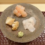 鮨 鈴木 - 牡丹海老、星鰈、つぶ貝