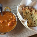 Bawarchi Indian Cuisine - 料理写真:Chicken Tikka Masala/Garlic Naan♪