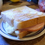 灯 - ハムエッグトースト