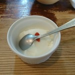 関琳 - 杏仁豆腐
