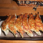 らーめん 福福 - 餃子も注文しました。2011-03-15