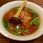 上海華龍 - 【2017.8.14(月)】ラーメンセット(台湾辛味ラーメン＋麻婆豆腐丼)880円の台湾辛味ラーメン