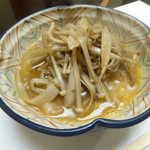 肉の杉本 味散歩 - シャキシャキのゴボウとえのき茸