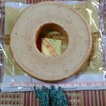 ヤマザキYショップ - 料理写真:日々カフェ「バナナバームクーヘン」130円　直径11cm