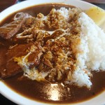 ファミリーレストラン ニューあぶくま - コクと甘み、酸味がなんとも美味しいカレーです。