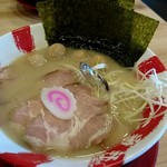 熟成とんこつラーメン専門 一番軒 - 