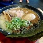 熟成とんこつラーメン専門 一番軒 - 