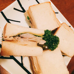 梅田 日本酒 ワイン 隠れ家 リール食堂 - 