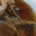 丸幸 - 澄み切った醤油スープ