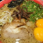 熊本ラーメン 黒亭 - 玉子入りラーメン♪