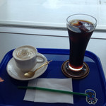 カフェ ブルーゾーン - クリーム紅茶とアイスコーヒー