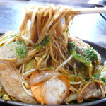 Okonomiyaki Don - 焼きそば500円
