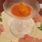 御影 ジュエンヌ - 赤ピーマンのムース フレッシュトマトのソース