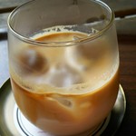 カザーナ・コーヒー - アイスカフェ・ラテ