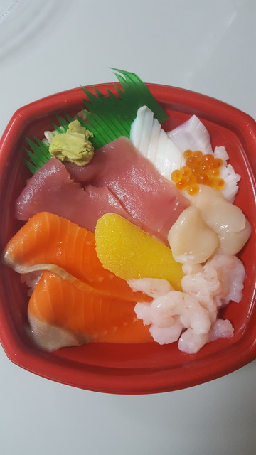 海龍丼丸 高松西店 カイリュウドンマル 香西 海鮮丼 食べログ