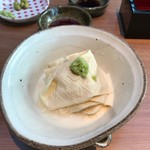 蕎麦居酒屋 彩海 - 湯葉刺し