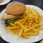 Kulinariat - 料理写真:Hendl Burger