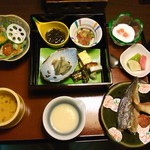 箱根小涌谷温泉 水の音 - 朝食・・・他に味噌汁、ご飯、温物