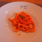 カフェ テルツィーナ  - 手長エビのトマトクリームソース