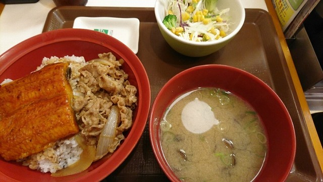 すき家 郡山鳴神店 - 郡山（牛丼）の写真