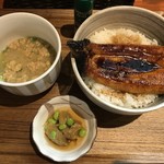 にじいろ食堂 - 国産うなぎのうな丼と納豆汁セット（上）