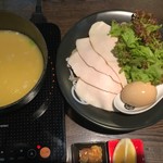 麺屋 時茂 - 濃厚鶏白湯つけ麺(醤油) (900円)