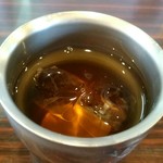 麺場 ふうらいぼう - お冷はジャスミンティー。気が利いてます♪