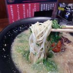 博多どんたく - 細麺。麺のゆで加減は選べない