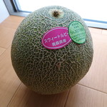 道の駅 おがわら湖 湖遊館 - メロン　700円