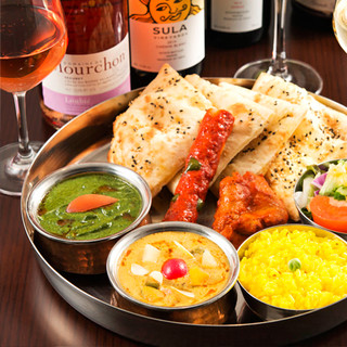 TANDOORI KITCHEN HIRA - 