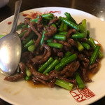 千龍 - 牛肉とニンニクの芽炒め