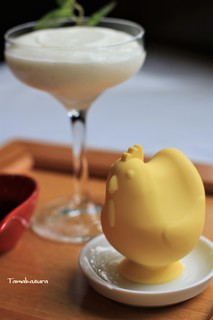 Shouyukyafe - 卵黄は、この黄色い「コッコっちゃん」の中に入っています