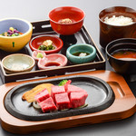 上杉伯爵邸 - 米沢牛膳ヒレステーキ
