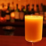 バー ル・サロン - マンゴーのカクテル