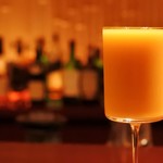 バー ル・サロン - マンゴーのカクテル