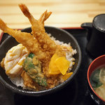 てんぷら広場 食道 - 海老天丼+半熟たまご天ぷら