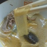 胡家小館 - 板春雨リフト