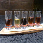 イチリン ハナレ - 5種類の紹興酒