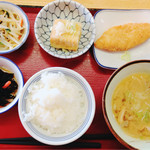 豊科食堂 - 5〜600円でこの定食！満足です。