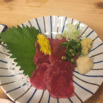 Izakaya Dan - 馬刺し