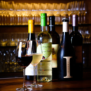 ワインは世界的にも評価の高いポルトガル産のみをご用意！！