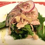 トラットリア 29 - キアンティ豚のツナとインゲン豆と赤ほうれん草のサラダ」：食感の違う食材の心地良いハーモニー♪