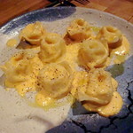 チンクエ イカリヤ - トルテッリーニ　産まれたてのモッツアレア包み（1280円）（2017年7月）