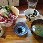 Mori Meshi - あじ彩丼