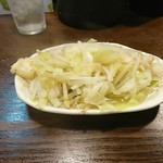 來々軒 - 最初の茹で野菜