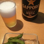 丸屋 - おビールとお通し。グラスにおしぼり敷くの忘れた！(笑)